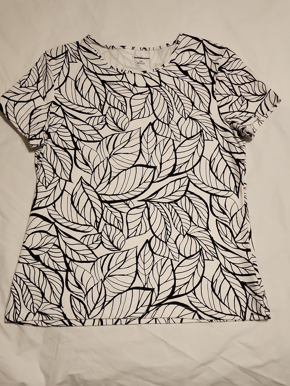 croft & barrow Black and White Leaf-Print Short Sleeve Tee